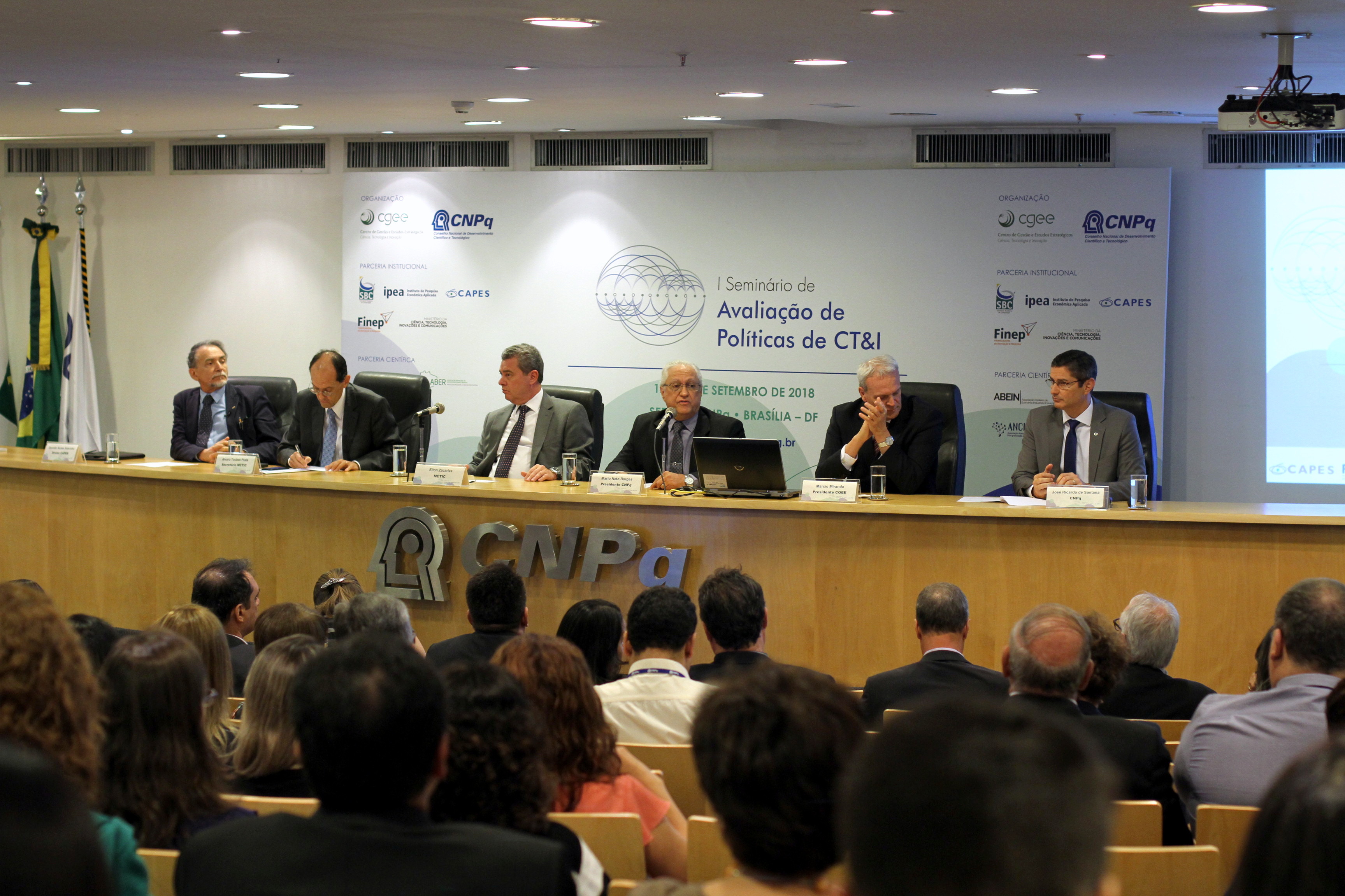 Geraldo Nunes-CAPES, Alvaro Touces- MCTIC, Elton Zacarias-MCTIC, Mario Neto-CNPq, Marcio Miranda-CGEE, Jose Ricardo-CNPq